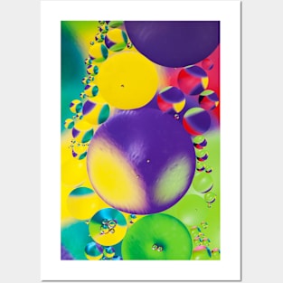 Colorful close up of oil drops in water Posters and Art